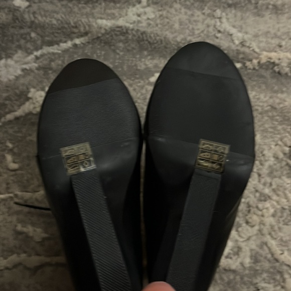 NWOT SPRING BOOTS, CLEAR HEELS 🔥🔥🔥🔥 - Picture 6 of 8